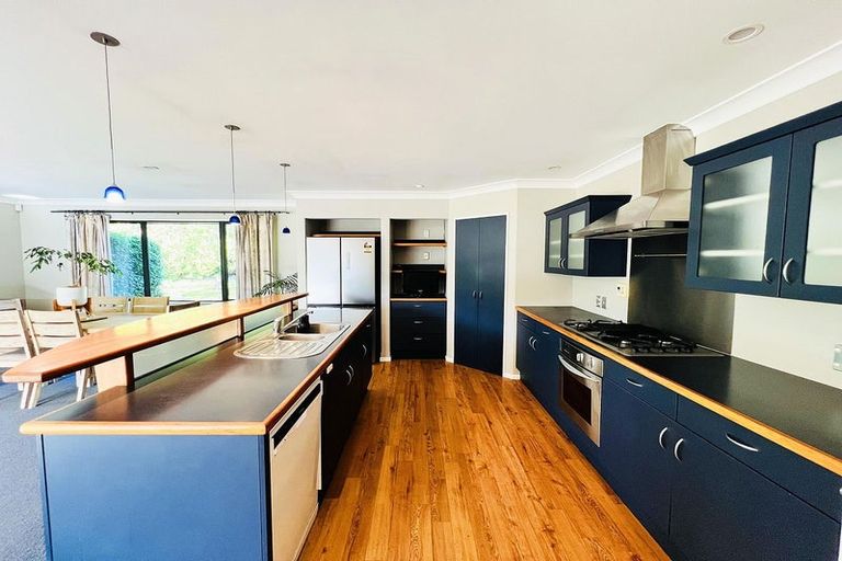 Photo of property in 290 Queen Elizabeth Ii Drive, Mairehau, Christchurch, 8052