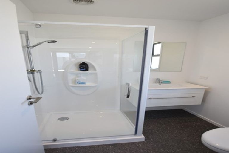 Photo of property in 17 Rhoboro Road, Twizel, 7901