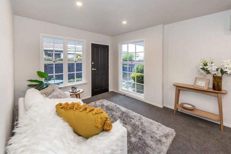 Photo of property in 3/11 Division Street, Riccarton, Christchurch, 8041