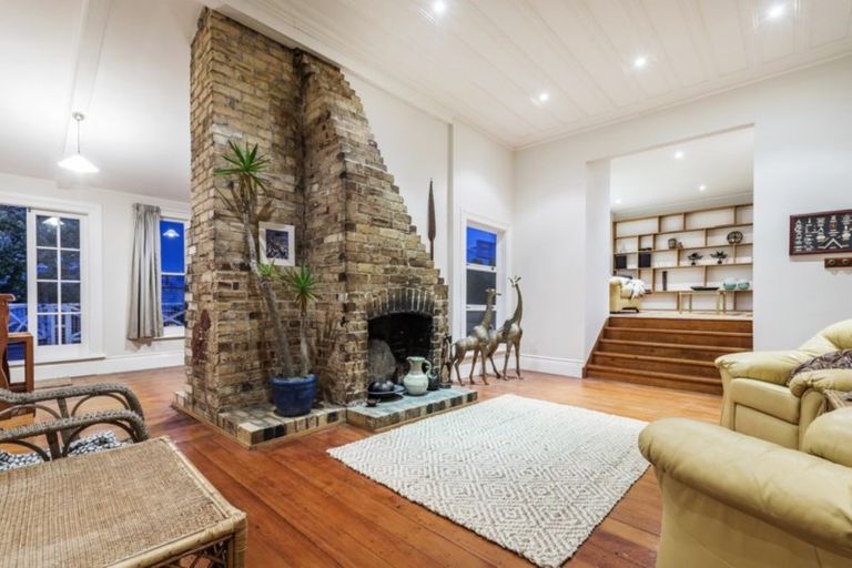 Photo of property in 159 Victoria Road, Devonport, Auckland, 0624