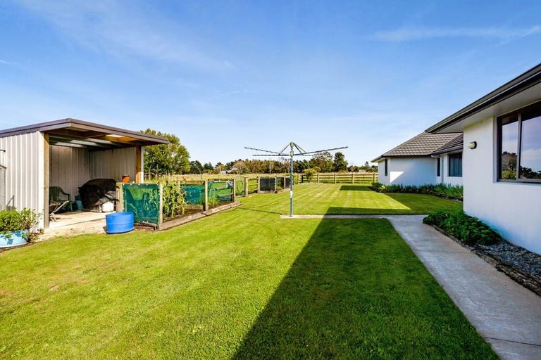 Photo of property in 105 Mawhitiwhiti Road, Normanby, Hawera, 4675