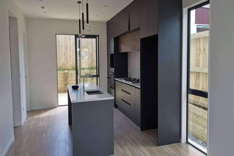 Photo of property in 17a Stanniland Street, Sunnyhills, Auckland, 2010