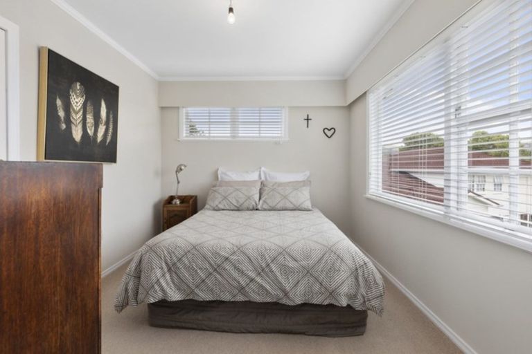Photo of property in 1/23 Saint Columbans Grove, Boulcott, Lower Hutt, 5010