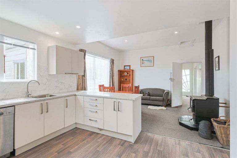 Photo of property in 34 Cobden Street, Westport, 7825