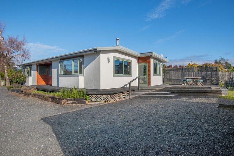 Photo of property in 21 Bay Road, Warrington, Waikouaiti, 9471