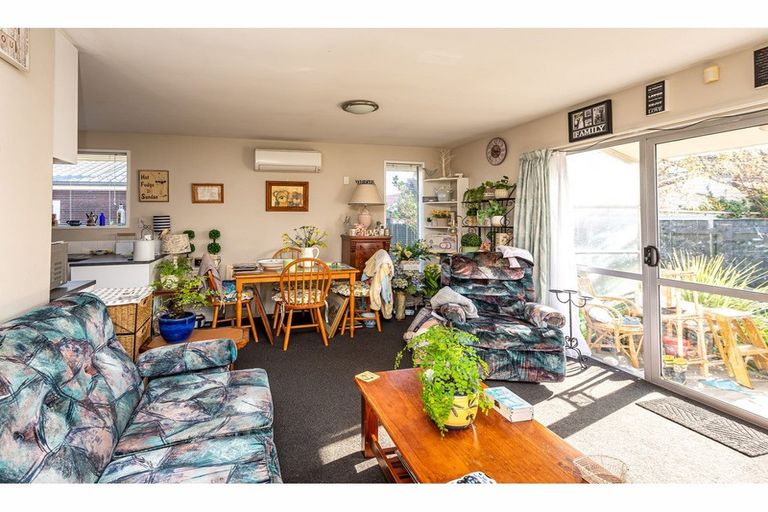Photo of property in 2/254 Knowles Street, Mairehau, Christchurch, 8052