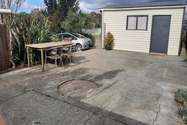 Photo of property in 11b Lomita Road, Johnsonville, Wellington, 6037