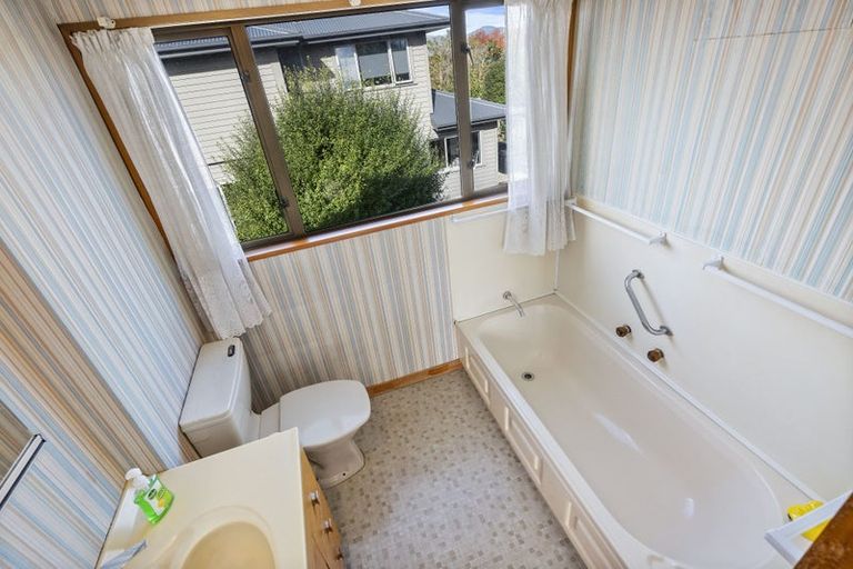Photo of property in 203b Memorial Avenue, Burnside, Christchurch, 8053