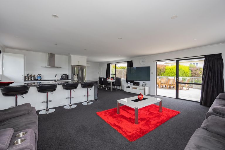 Photo of property in 15 Argyle Street, Weston, Oamaru, 9401