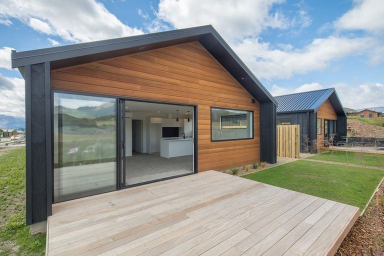 Photo of property in 47a Obelisk Street, Wanaka, 9305