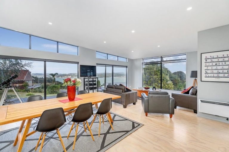 Photo of property in 13 Miro Place, Whitianga, 3510