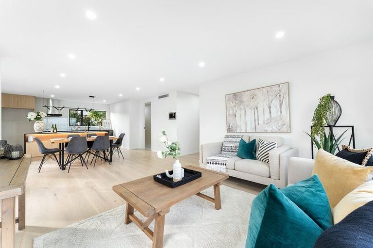 Photo of property in 6a Tristram Avenue, Forrest Hill, Auckland, 0620