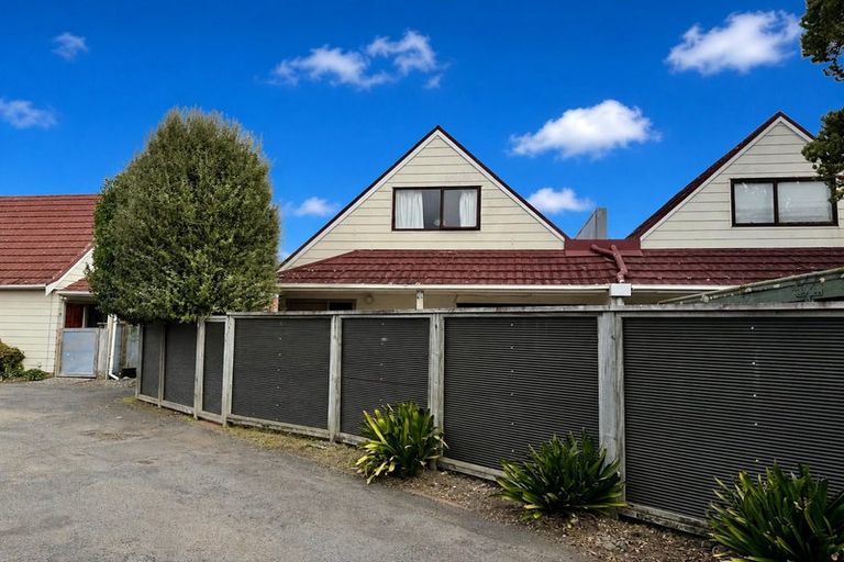 Photo of property in 10/61 Birdwood Avenue, Papatoetoe, Auckland, 2025