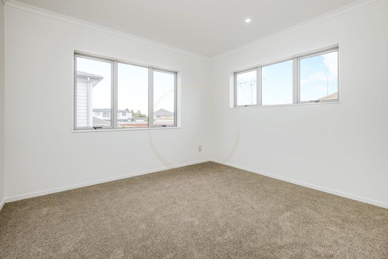 Photo of property in 39 Sunnyside Crescent, Papatoetoe, Auckland, 2025