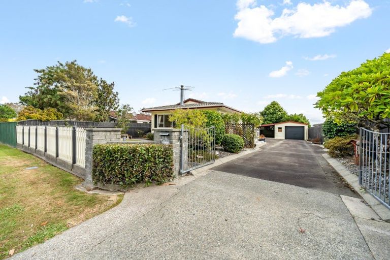 Photo of property in 33 Shanly Street, Brown Owl, Upper Hutt, 5018