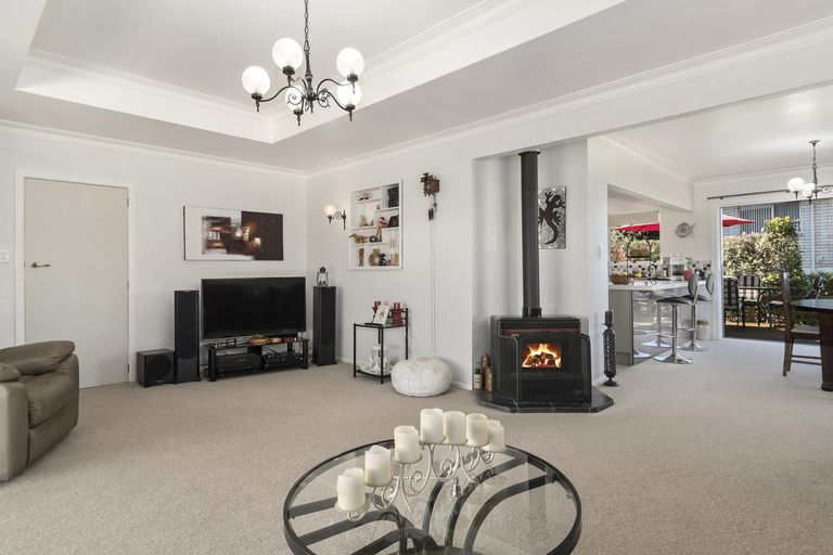 Photo of property in 9 Coppelia Avenue, Omokoroa, 3114