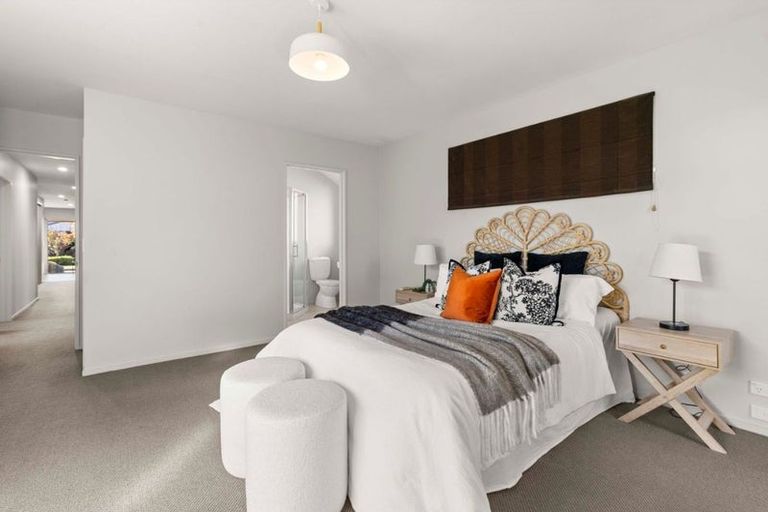 Photo of property in 31 Mokihi Gardens, Hillmorton, Christchurch, 8024