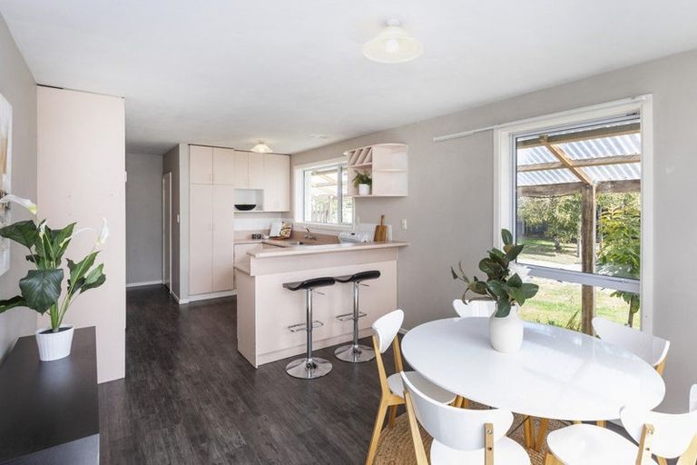 Photo of property in 57 Denise Crescent, Hornby, Christchurch, 8042