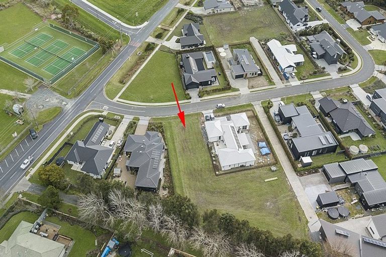 Photo of property in 6 Awanui Crescent, Matakana, 0985