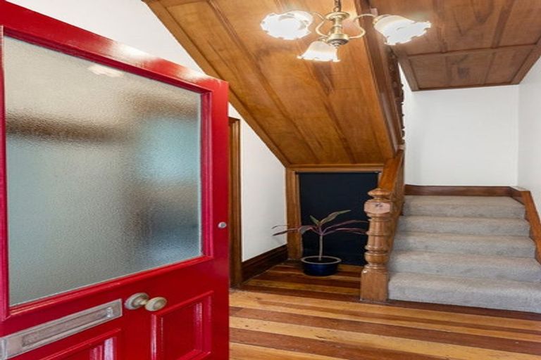 Photo of property in 26 Owen Street, Newtown, Wellington, 6021