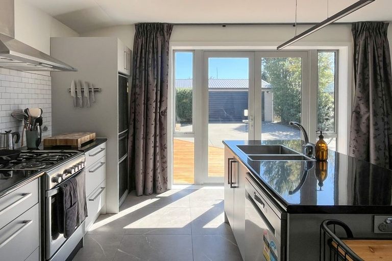 Photo of property in 7 Silvester Street, Woolston, Christchurch, 8023