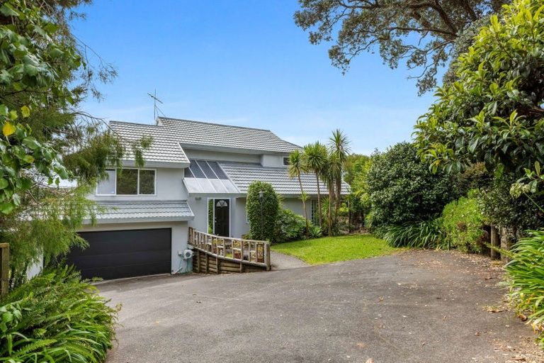 Photo of property in 37 Vista Motu, Red Beach, 0932