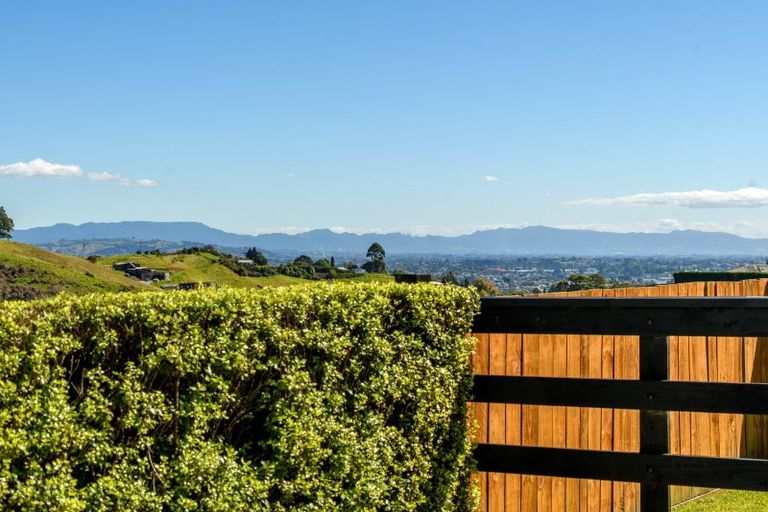 Photo of property in 294 Ballintoy Park Drive, Welcome Bay, Tauranga, 3175