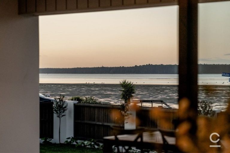 Photo of property in 40 Harbour Drive, Otumoetai, Tauranga, 3110
