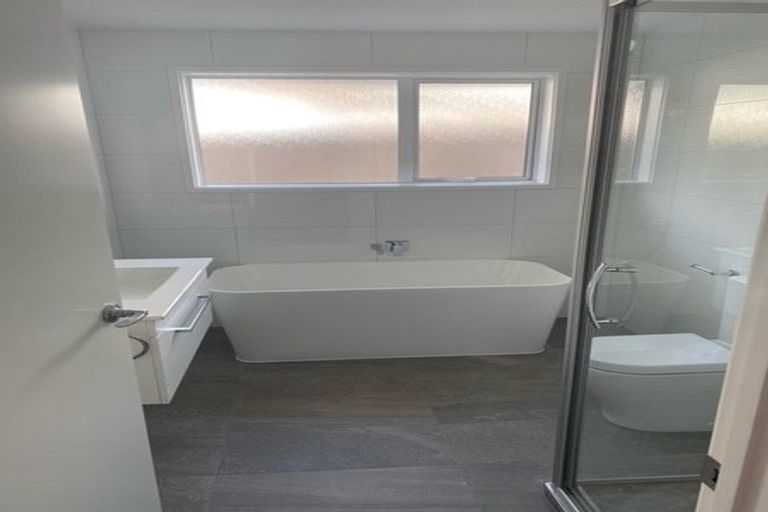 Photo of property in 53 Jack Lachlan Drive, Beachlands, Auckland, 2018