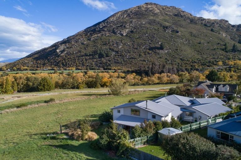 Photo of property in 13 Magnolia Place, Frankton, Queenstown, 9300