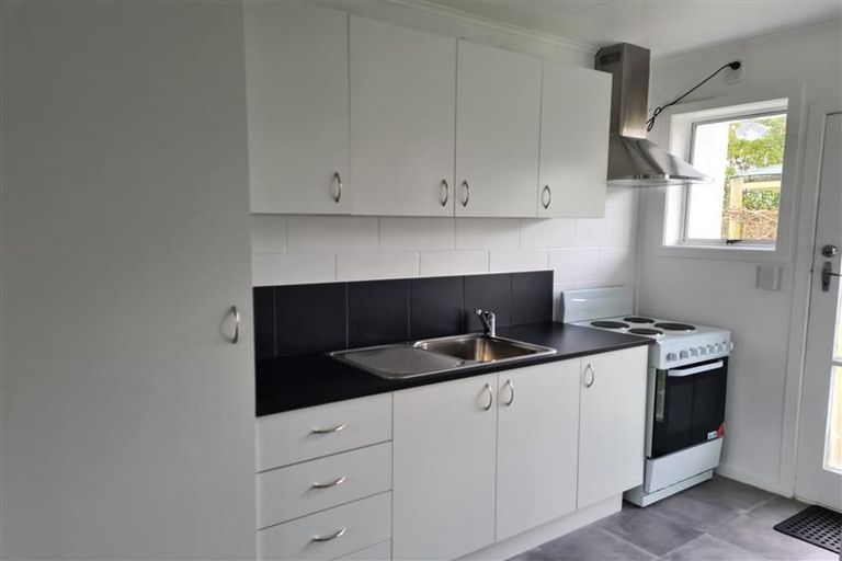 Photo of property in 5b Pollen Crescent, Melville, Hamilton, 3206