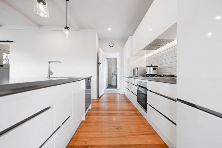 Photo of property in 37 Firth Street, Hamilton East, Hamilton, 3216