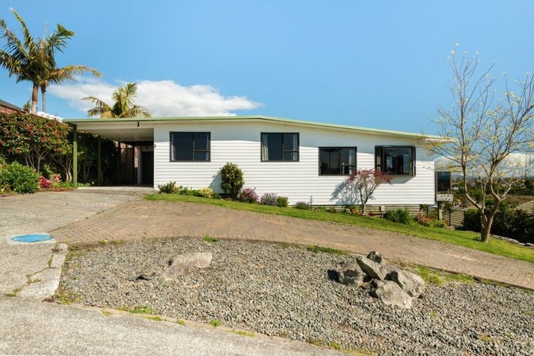 Photo of property in 9 Keam Way, Welcome Bay, Tauranga, 3112