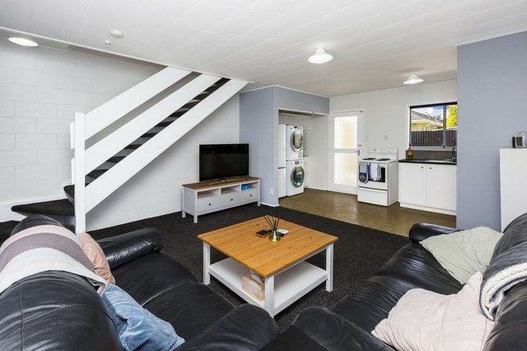 Photo of property in 9 Camp Street, Silverstream, Upper Hutt, 5019