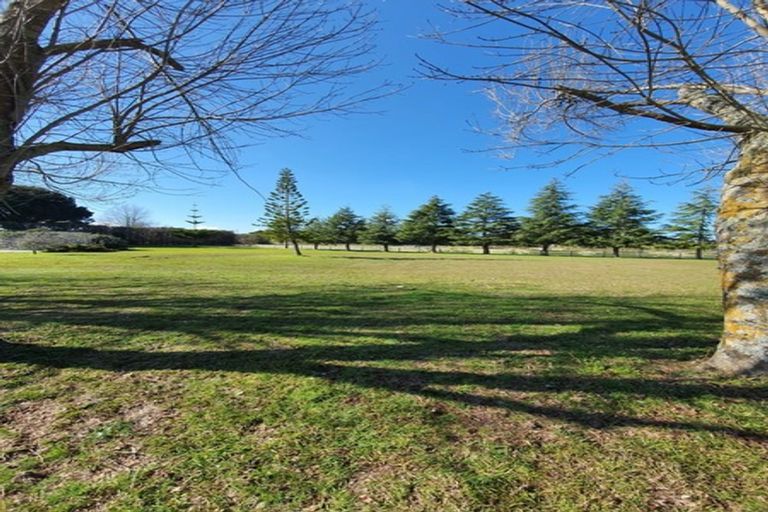 Photo of property in 6 Normanby Road, Karaka, Papakura, 2580