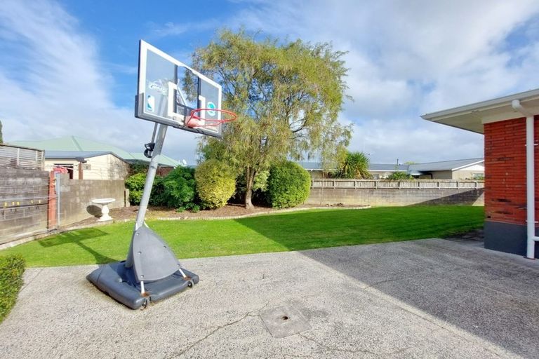 Photo of property in 20 Duncan Road, St Andrews, Hamilton, 3200