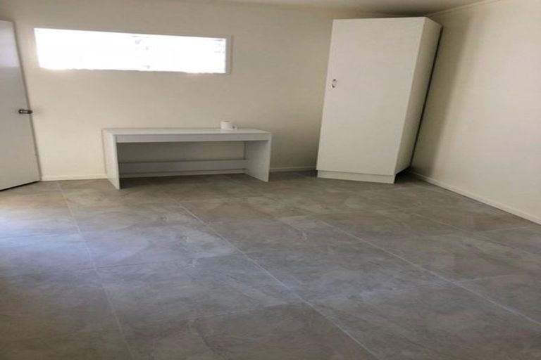 Photo of property in 15 Bevyn Street, Castor Bay, Auckland, 0620