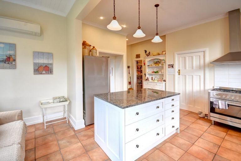 Photo of property in 16 Skibo Street, Kew, Dunedin, 9012