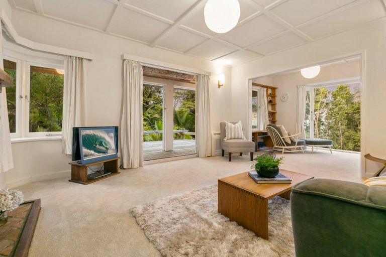 Photo of property in 103 Hinau Road, Waimauku, 0881