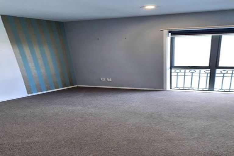 Photo of property in 8/10 Ruru Street, Eden Terrace, Auckland, 1021