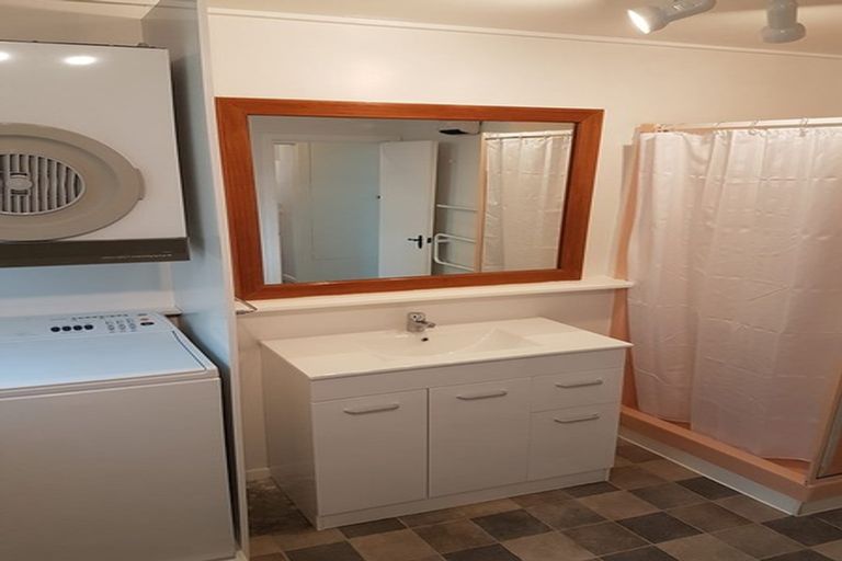 Photo of property in 7/72 Freyberg Street, Lyall Bay, Wellington, 6022