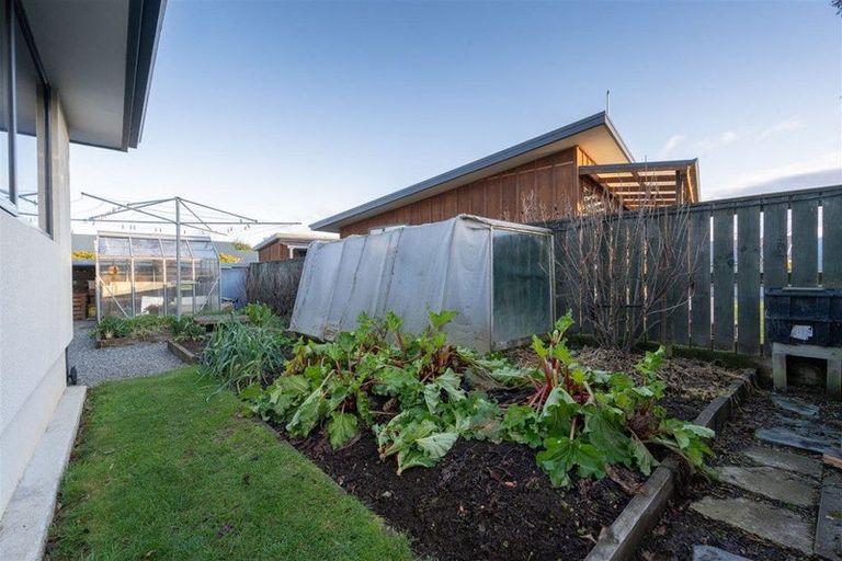 Photo of property in 8 Melland Place, Te Anau, 9600