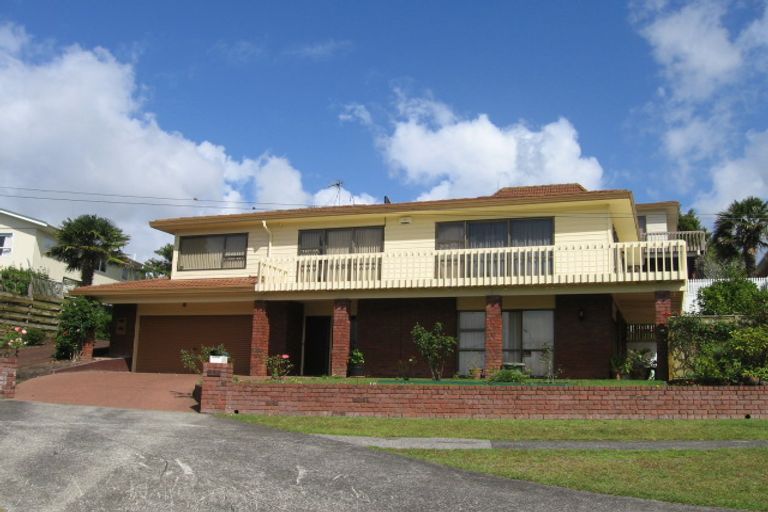 Photo of property in 1/33 Parr Terrace, Castor Bay, Auckland, 0620