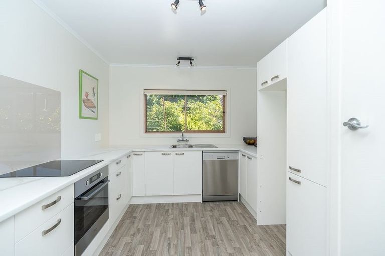 Photo of property in 24 Forest Lake Road, Forest Lake, Hamilton, 3200