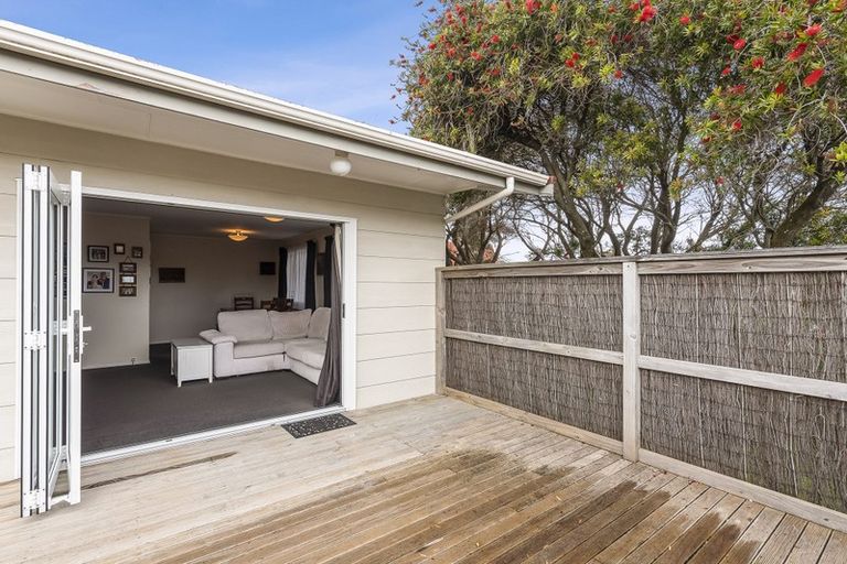 Photo of property in 57 Mazengarb Road, Paraparaumu Beach, Paraparaumu, 5032