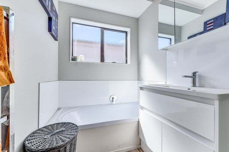 Photo of property in 64b Enderley Avenue, Enderley, Hamilton, 3214