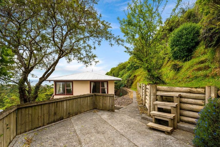 Photo of property in 26 Akatea Road, Korokoro, Lower Hutt, 5012