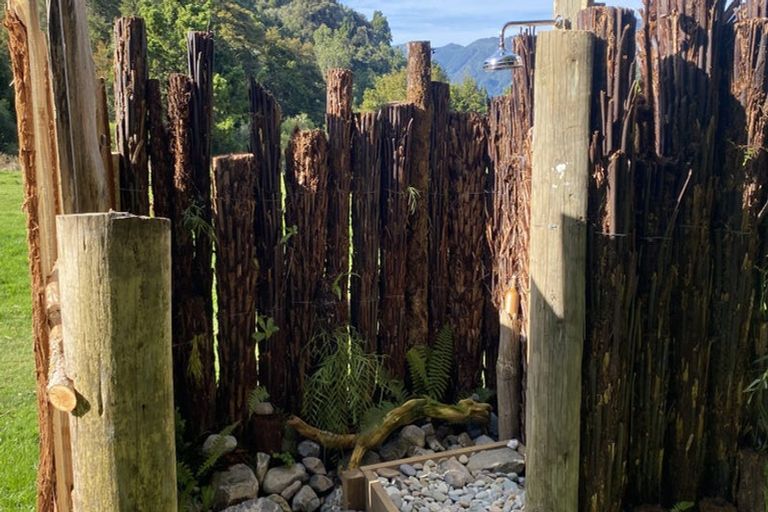 Photo of property in 272 Uruwhenua Road, Upper Takaka, Takaka, 7183