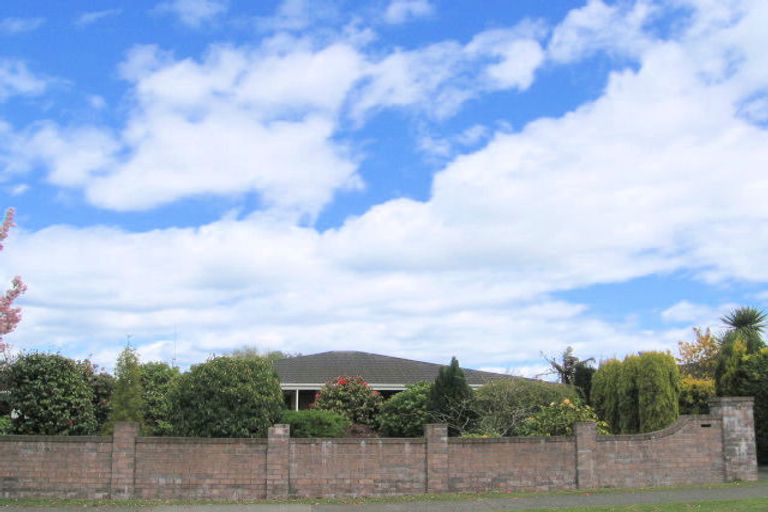 Photo of property in 99 Taupo View Road, Taupo, 3330