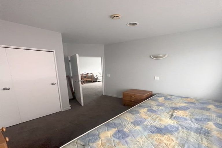 Photo of property in Terrace Tower Apartments, 9b/126 The Terrace, Wellington Central, Wellington, 6011